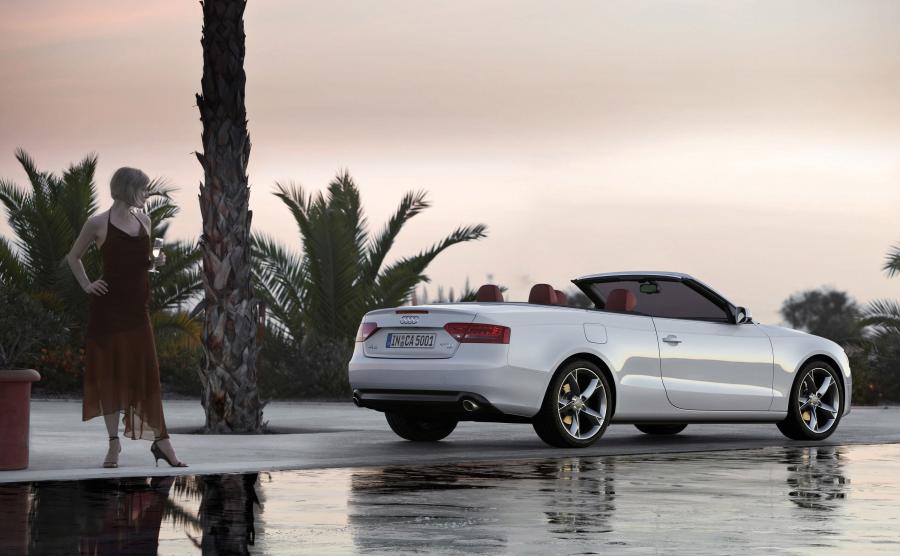  Audi A5 Cabriolet 3.0 TDI 2009 года  (фото 40 из 72)